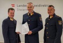 Heiling: Landespolizeidirektor Gerald Ortner, Oberstleutnant Jochen Heiling, Oberst Kurt Lassnig ©LPD Stmk/Huber