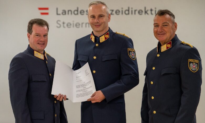 Heiling: Landespolizeidirektor Gerald Ortner, Oberstleutnant Jochen Heiling, Oberst Kurt Lassnig ©LPD Stmk/Huber